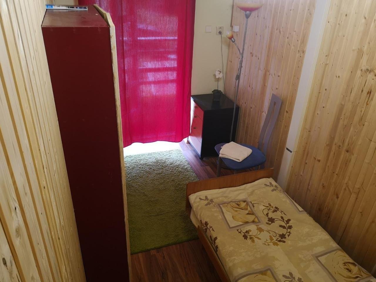 Kempink U Šerifa Protivin Bagian luar foto